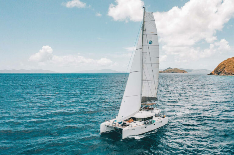 Felix charter yacht sailing in the US Virgin Islands